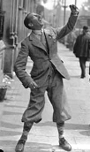 1920's Mens Fahion- Plus-fours and argyle socks 