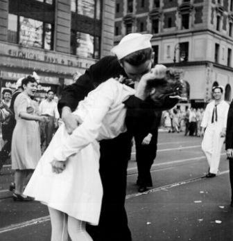 VJ Day - Kissing the War Goodbye
